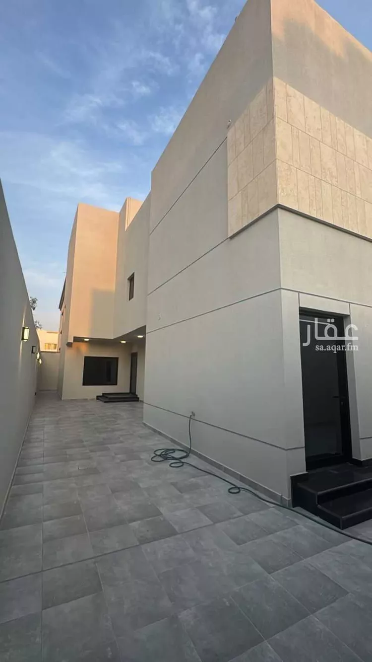 فيلا للبيع في شارع زياد بن الاخرس, حي قرطبة, مدينة الخبر, المنطقة الشرقية صورة 2