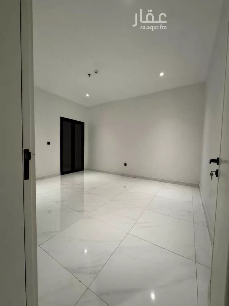 شقة للإيجار في شارع 28188978, حي البحر, مدينة الخبر, المنطقة الشرقية 6
