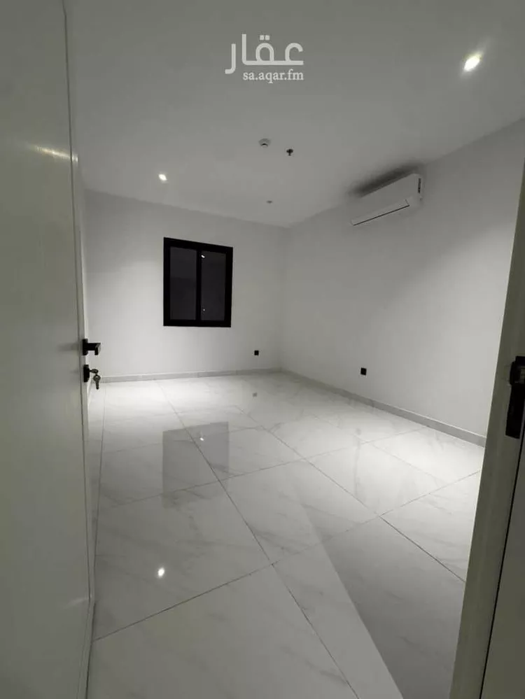 شقة للإيجار في شارع 28188978, حي البحر, مدينة الخبر, المنطقة الشرقية 9