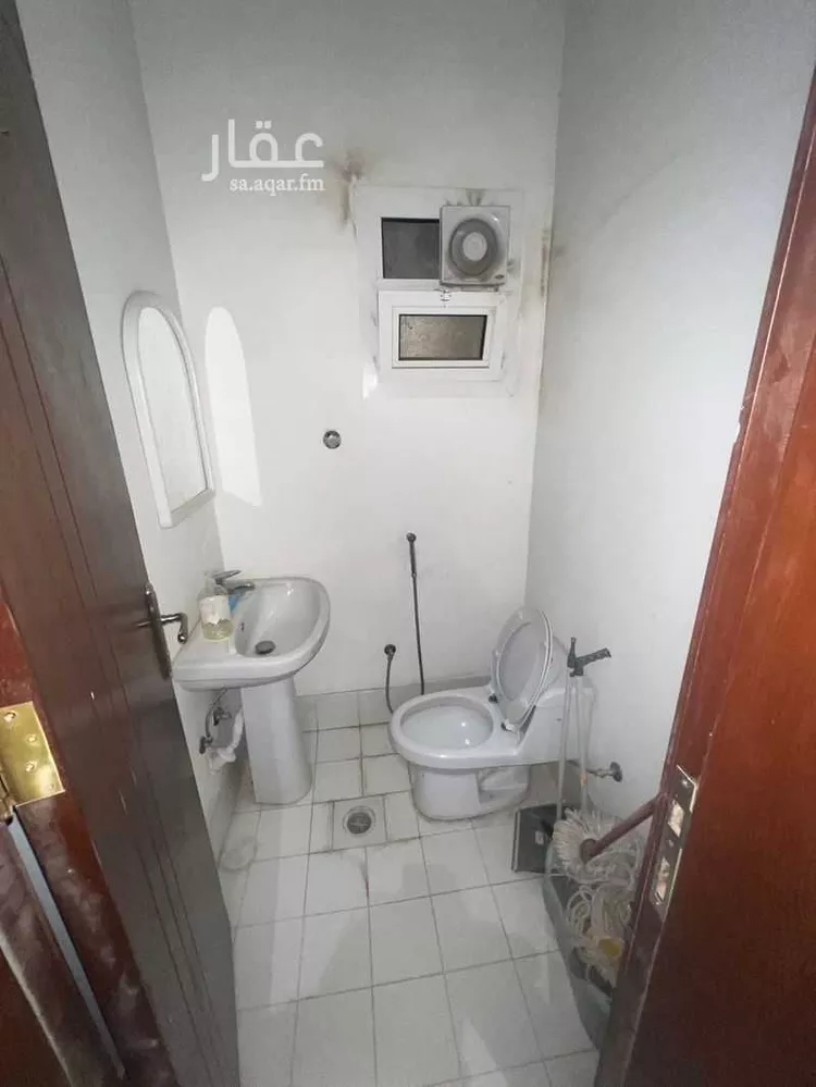 Commercial Office for Rent in Riyadh Al Malqa صورة 4