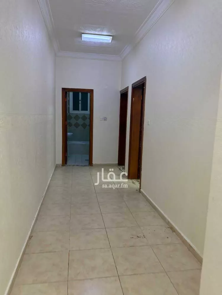 شقة للإيجار في شارع عاصم بن عمرو ، حي البساتين ، تبوك ، منطقة تبوك
