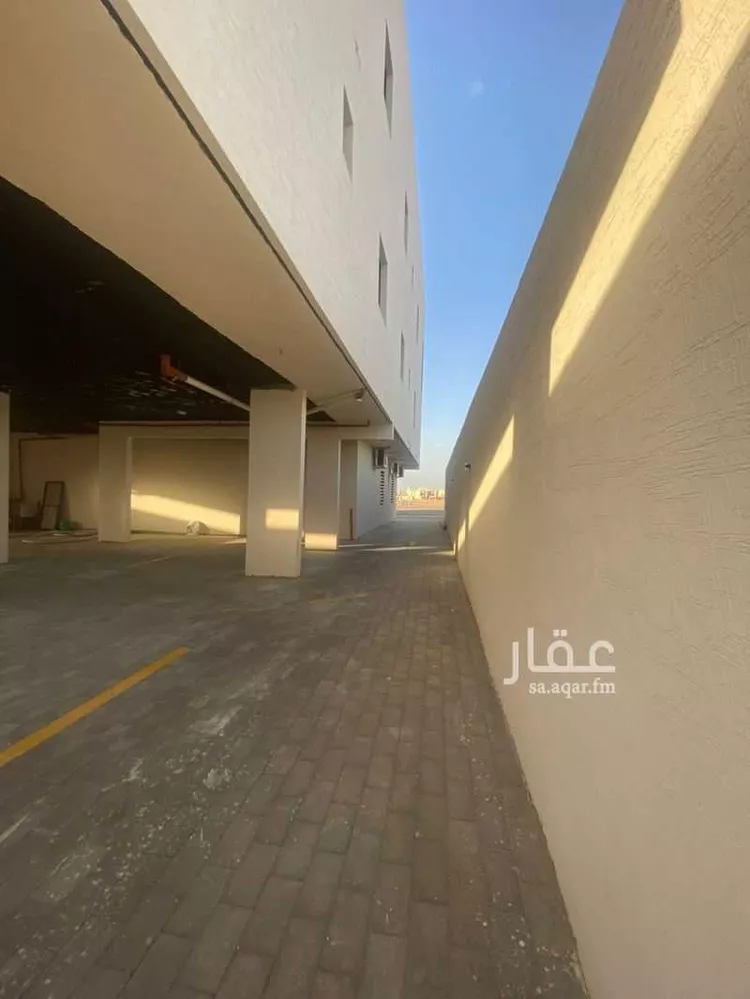 شقة للبيع في شارع أحمد بن السرح, حي المهدية, مدينة الرياض, منطقة الرياض 12