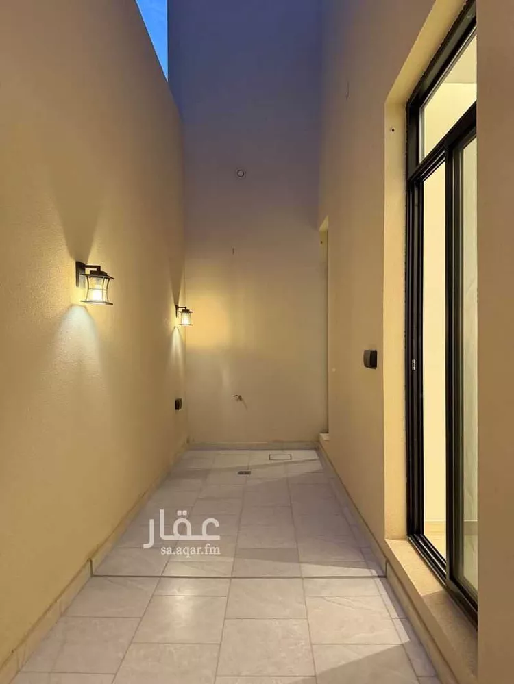 دور للبيع في شارع الدومة, حي الرحمانية, مدينة الرياض, منطقة الرياض 8