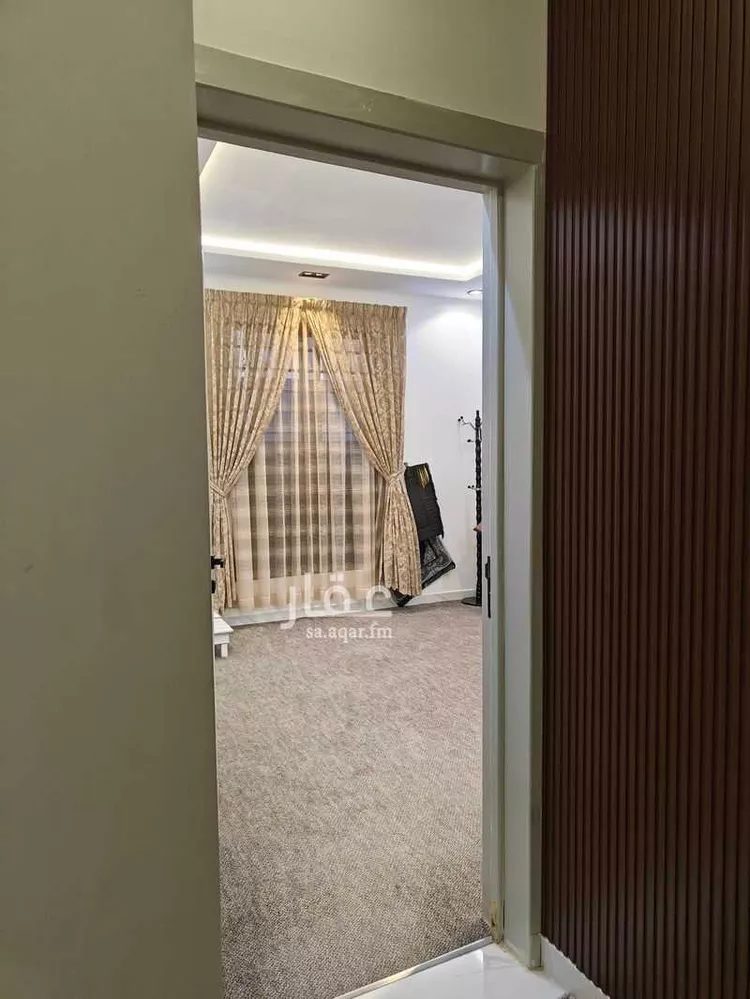 فيلا للبيع في شارع 4102540, حي بدر, مدينة الرياض, منطقة الرياض 7