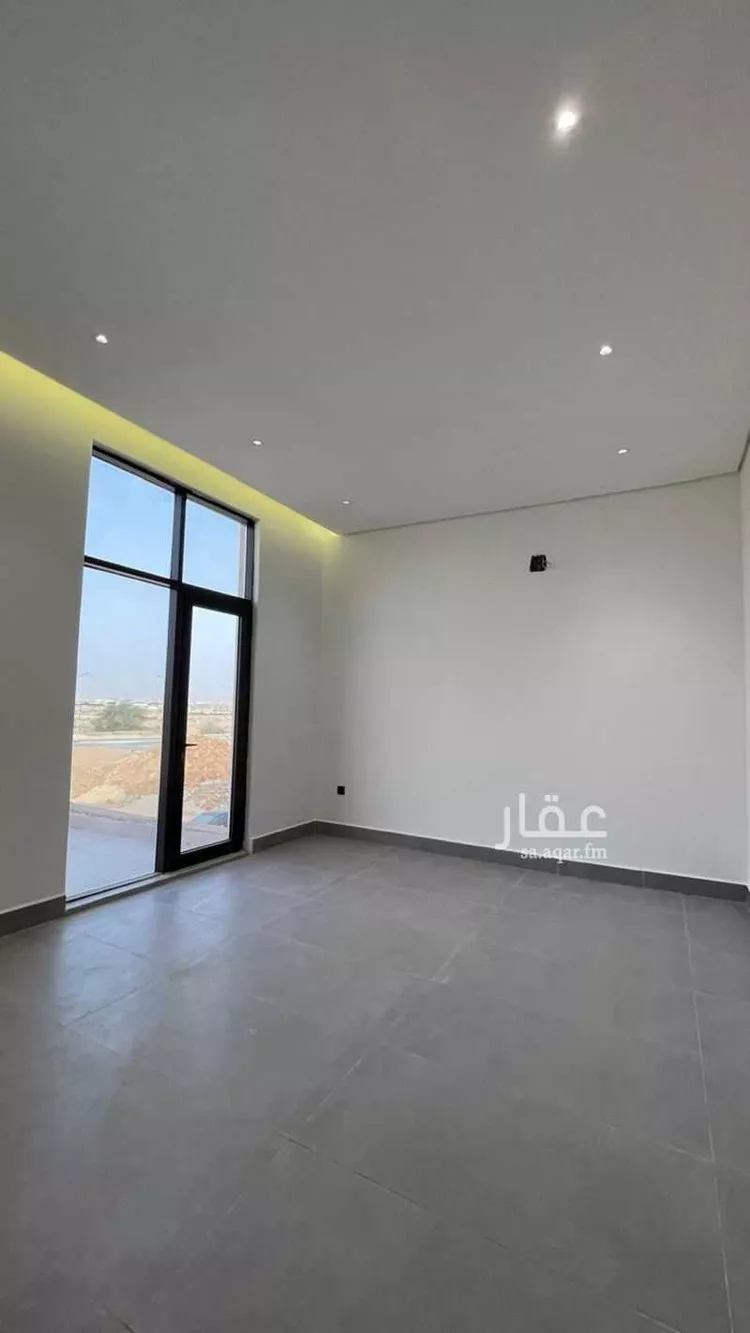 دور للبيع في شارع RTJD6804, حي الجنادرية, مدينة الرياض, منطقة الرياض 8