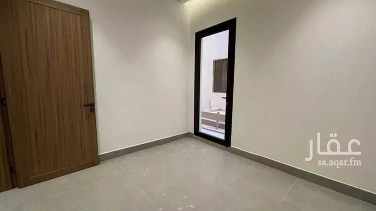 Floor for Sale in Riyadh Al Janadriyah 13