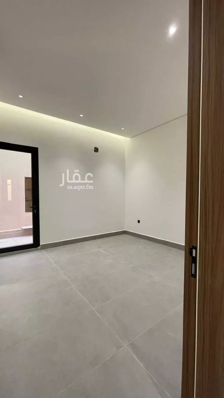 دور للبيع في شارع RTJD6804, حي الجنادرية, مدينة الرياض, منطقة الرياض 12