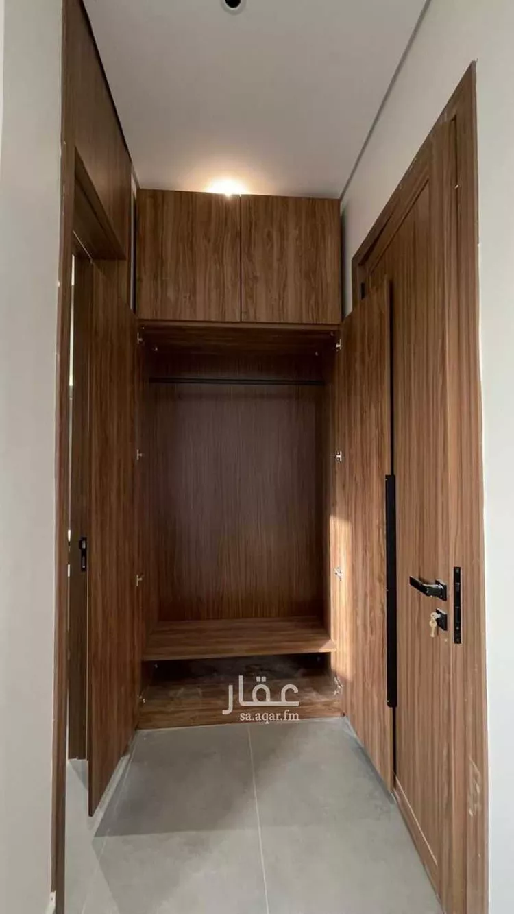 شقة للبيع في شارع RTJD6804, حي الجنادرية, مدينة الرياض, منطقة الرياض 9