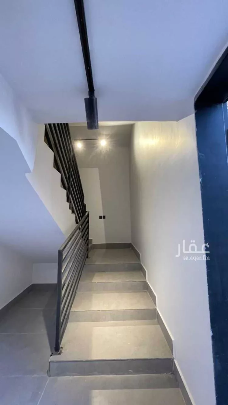 دور للبيع في شارع RTJD6804, حي الجنادرية, مدينة الرياض, منطقة الرياض صورة 5