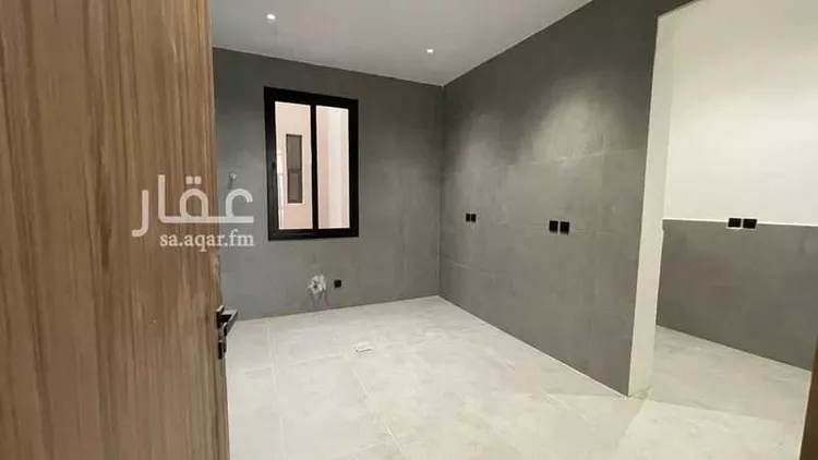 Floor for Sale in Riyadh Al Janadriyah 16