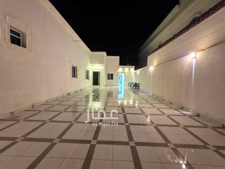فيلا للبيع في شارع خالد ابن اياس ، حي السليمانية ، عفيف ، عفيف صورة 3
