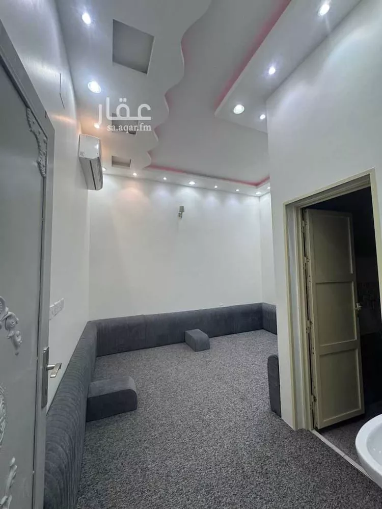شقة للإيجار في شارع محمد صالح امام, حي العوالي, مدينة الرياض, منطقة الرياض 1 صورة