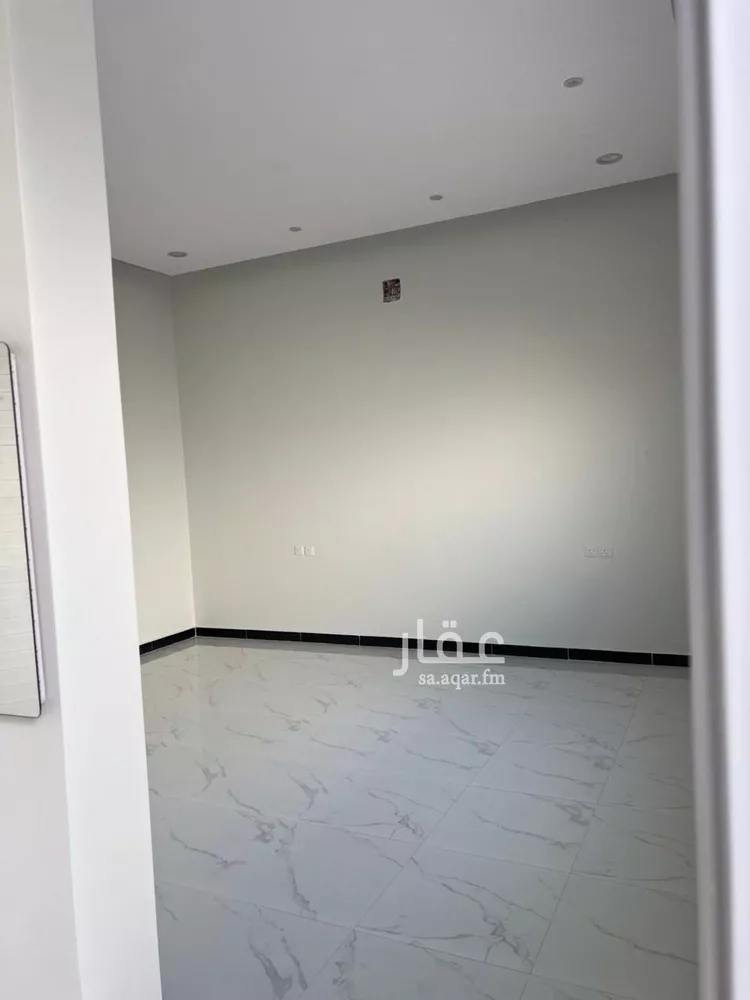 دور للإيجار في شارع عامر القرشي, حي العوالي, مدينة الرياض, منطقة الرياض صورة 3