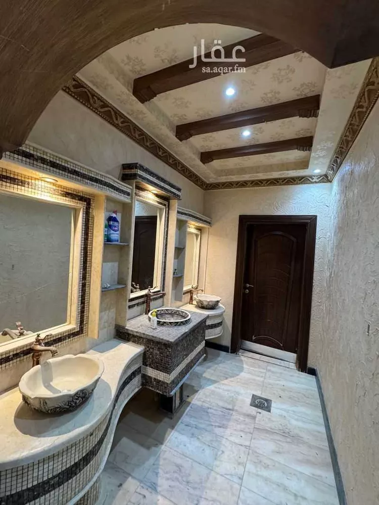 فيلا للبيع في شارع المراء, حي السويدي الغربي, مدينة الرياض, منطقة الرياض صورة 2