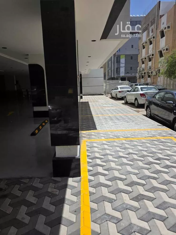 Building for Sale in Jeddah Ar Rawdah صورة 3
