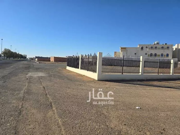 أرض للبيع في شارع طريق الملك خالد, حي الراجحي, مدينة تبوك, منطقة تبوك صورة 3