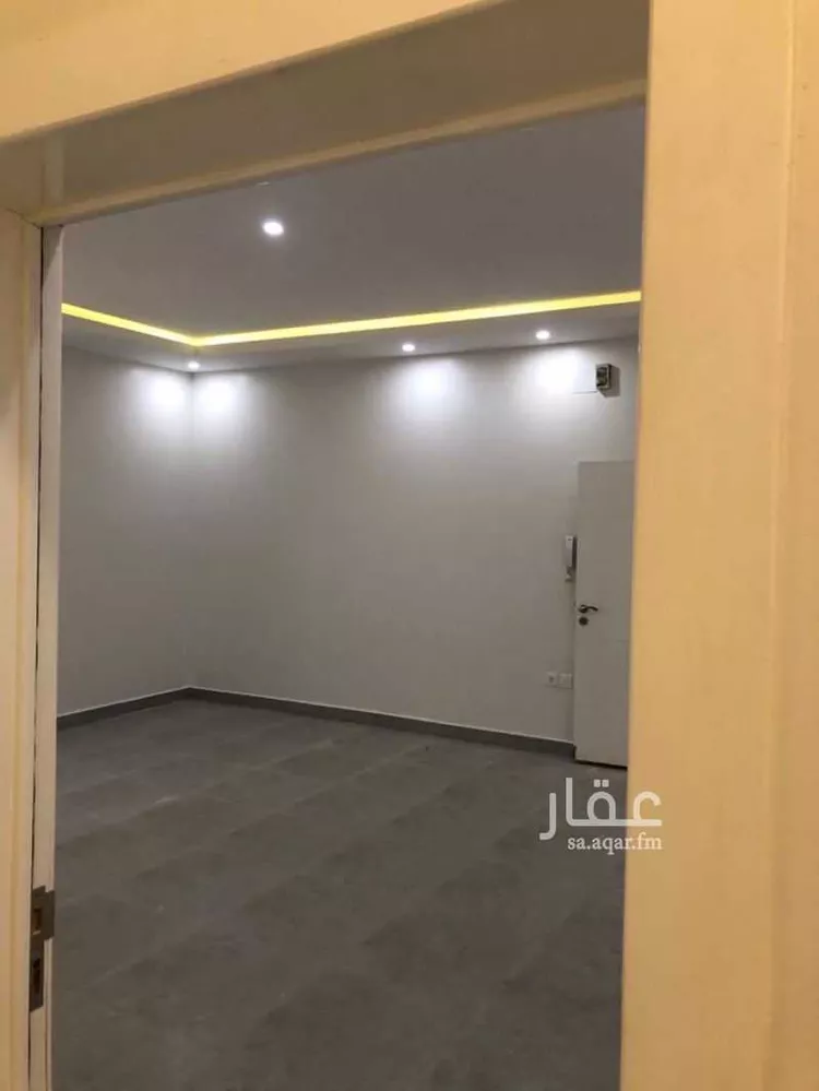 شقة للإيجار في شارع المحمدية 2 32, حي المحمدية 2, مدينة جازان, منطقة جازان صورة 4