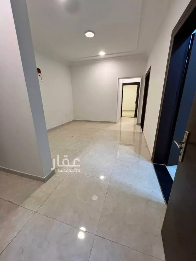 شقة للإيجار في شارع المحمدية 2 32, حي المحمدية 2, مدينة جازان, منطقة جازان صورة 3