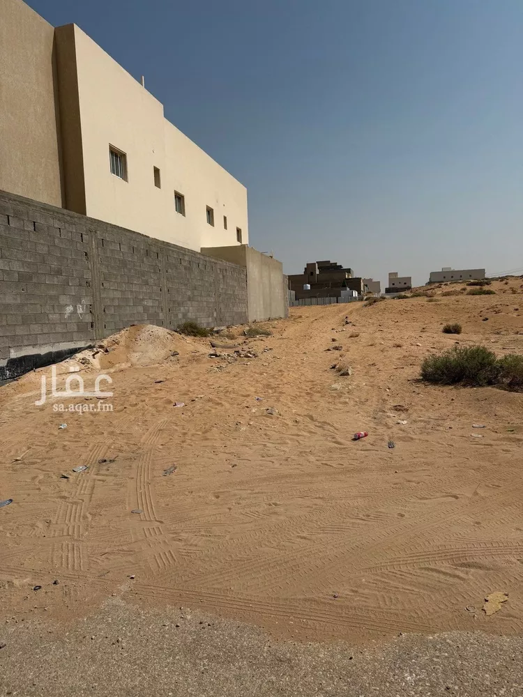 أرض للبيع في شارع الشقة 230, حي الشفق, مدينة بريده, منطقة القصيم صورة 4