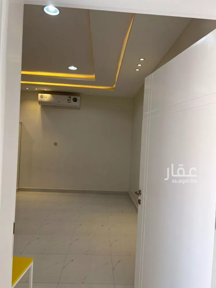 فيلا للإيجار في شارع الشقة 539, حي الشفق, مدينة بريدة, منطقة القصيم صورة 2