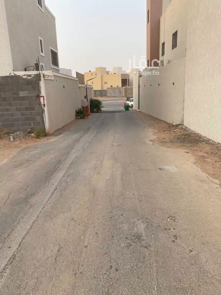 أرض للبيع في شارع البراء بن عازب, حي الشقة, مدينة بريدة, منطقة القصيم صورة 2