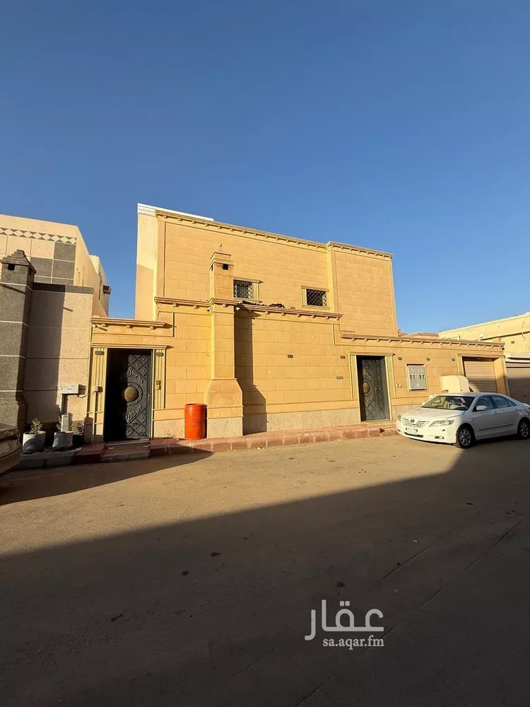 شقة للإيجار في شارع المعري, حي الروضة, مدينة بريدة, منطقة القصيم