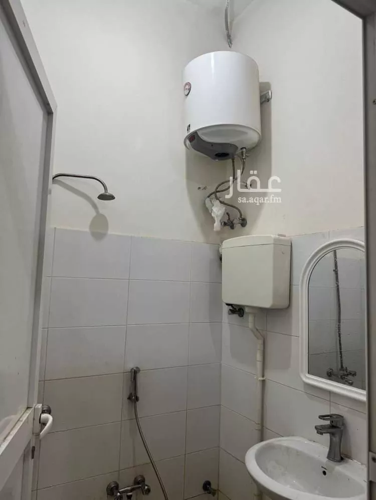 غرفة للإيجار في شارع أبي حفص الموفق ، حي الازدهار ، الرياض ، منطقة الرياض صورة 2