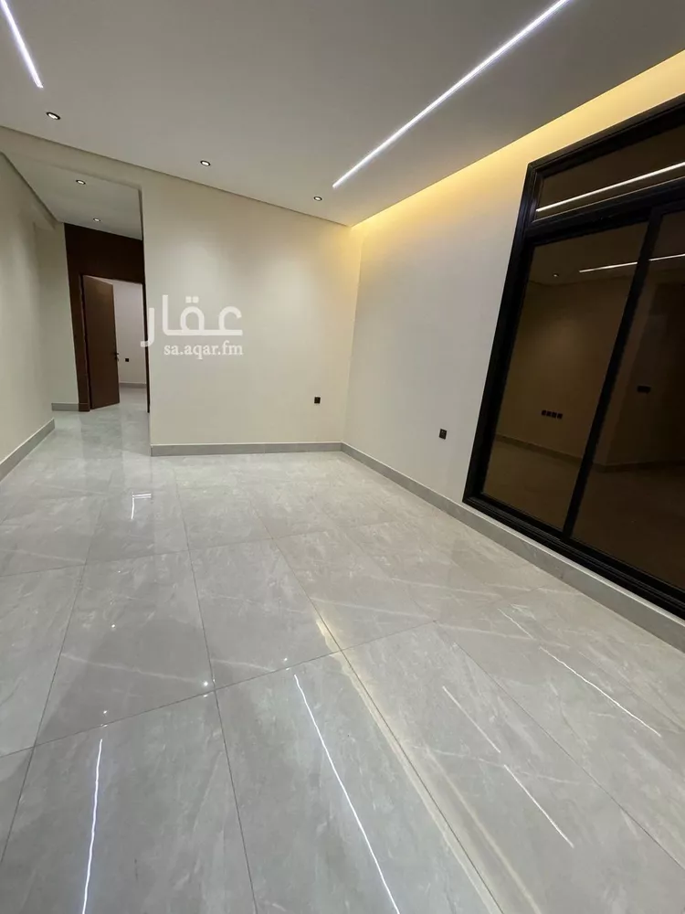 دور للبيع في شارع الحسين بن رواحة, حي الرمال, مدينة الرياض, منطقة الرياض صورة 4