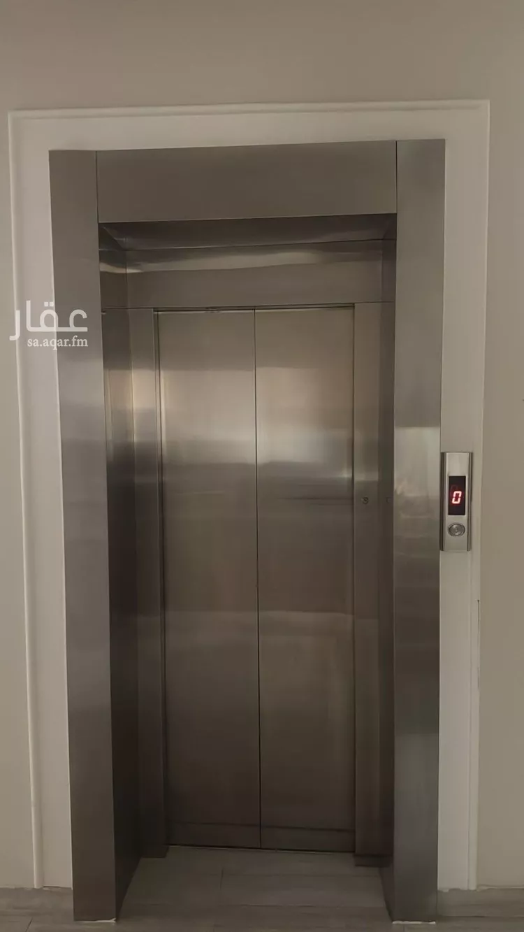فيلا للبيع في شارع عبدالمنعم الواعظ, حي الرمال, مدينة الرياض, منطقة الرياض صورة 3