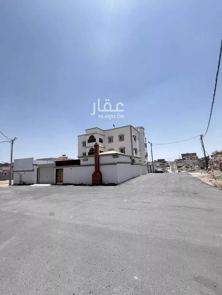 عمارة للبيع في شارع 4 الربوة, حي الربوة, مدينة بلقرن, منطقة عسير