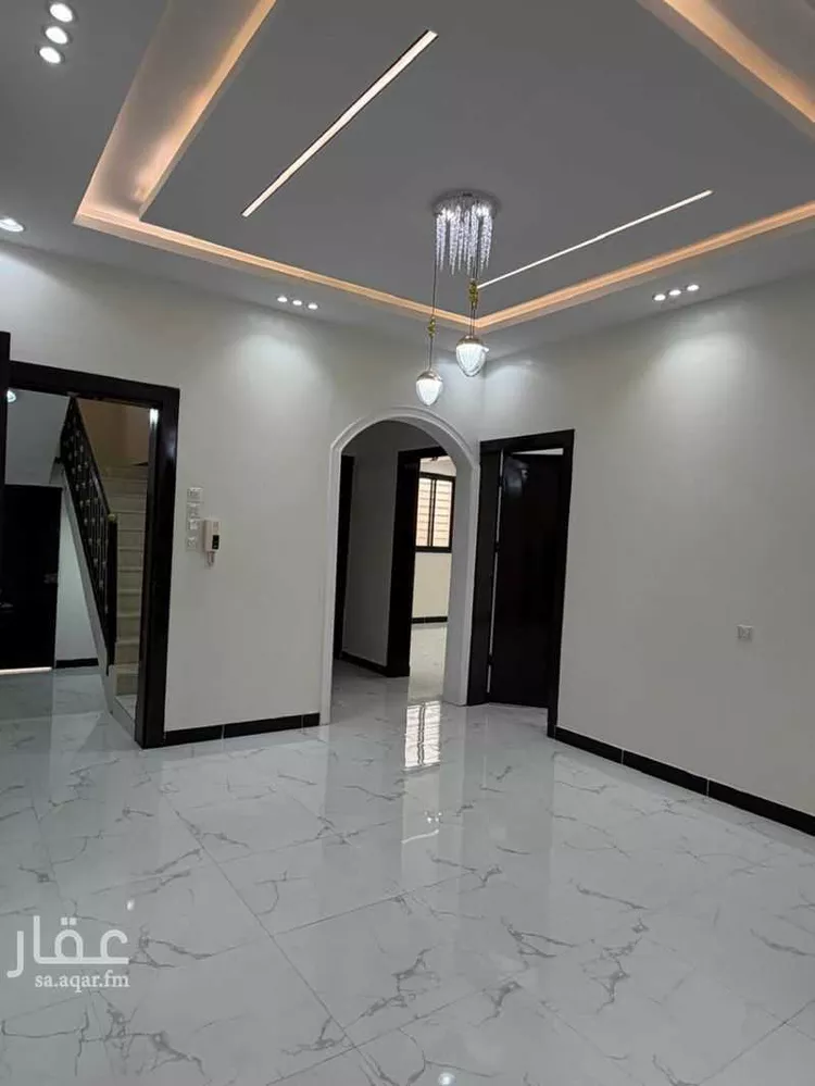 Villa for Sale in Baish ALKHALIDIYA DIST 8
