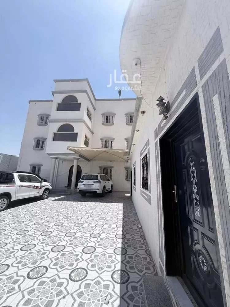 عمارة للبيع في شارع 4 الربوة, حي الربوة, مدينة بلقرن, منطقة عسير صورة 5