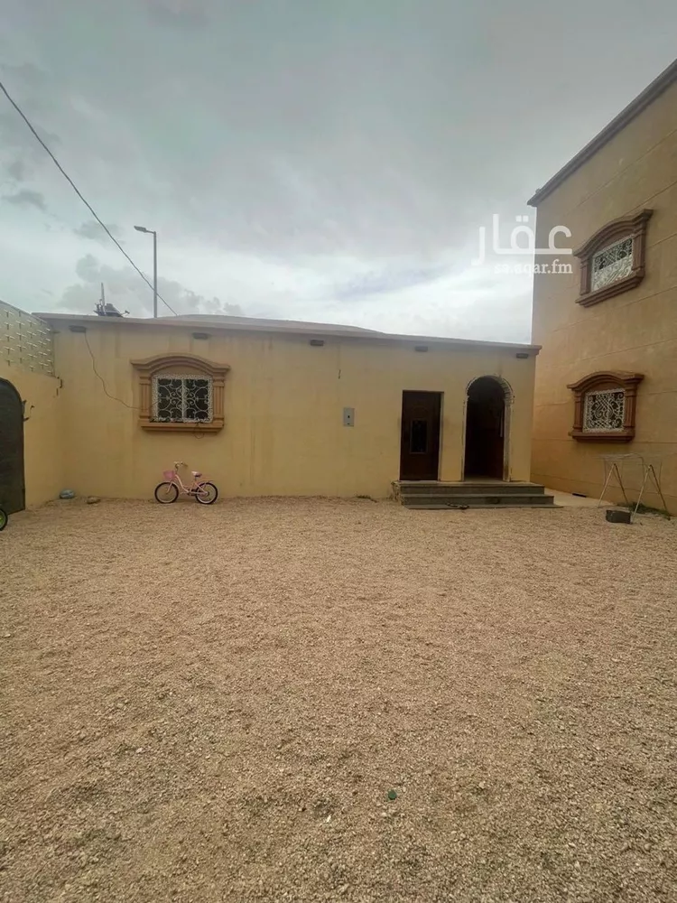 عمارة للبيع في حي النزهة, مدينة طريب, منطقة عسير صورة 4