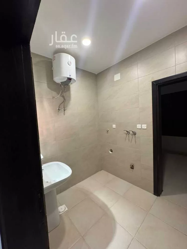 عمارة للإيجار في شارع احمد بن ادريس القرافي, حي الغمير, مدينة الطائف, منطقة مكة المكرمة صورة 2