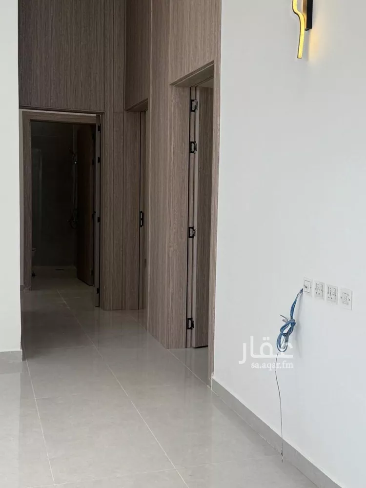 دور للبيع في شارع المعيزلية, حي المعيزيلة, مدينة الرياض, منطقة الرياض صورة 2
