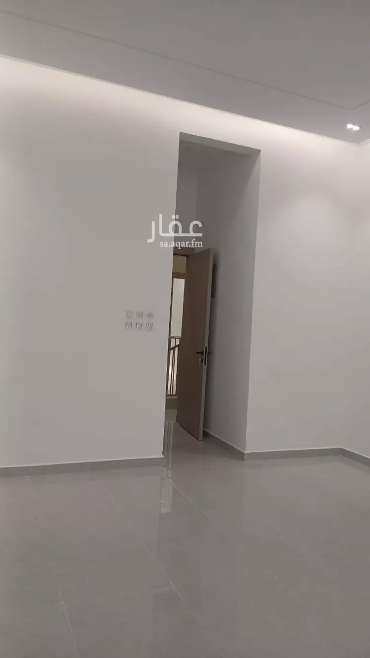 دور للبيع في شارع المعيزلية, حي المعيزيلة, مدينة الرياض, منطقة الرياض صورة 5