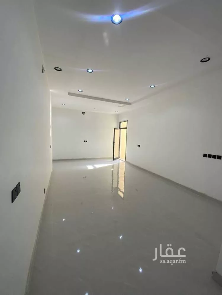 فيلا للإيجار في شارع عبدالوهاب الأحمدي ، حي بدر ، الرياض ، منطقة الرياض صورة 5