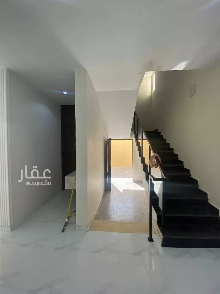 فيلا للإيجار في شارع عبدالوهاب الأحمدي ، حي بدر ، الرياض ، منطقة الرياض صورة 4