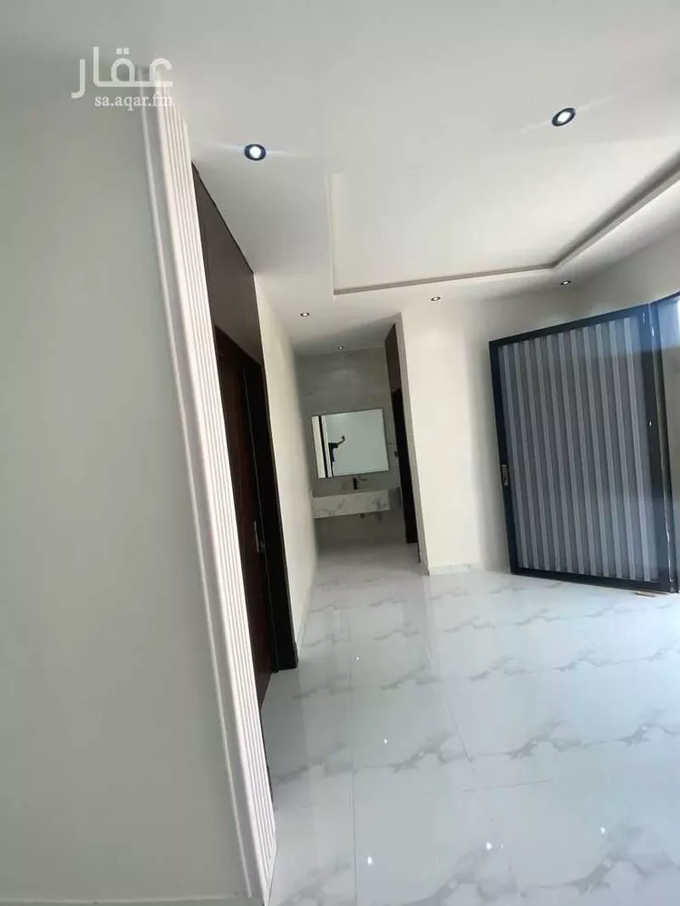 فيلا للإيجار في شارع عبدالوهاب الأحمدي ، حي بدر ، الرياض ، منطقة الرياض صورة 3