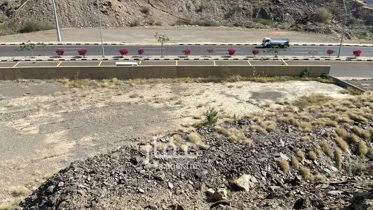أرض للبيع في شارع طريق الملك فهد, حي القفيل, مدينة المخواة, منطقة الباحة