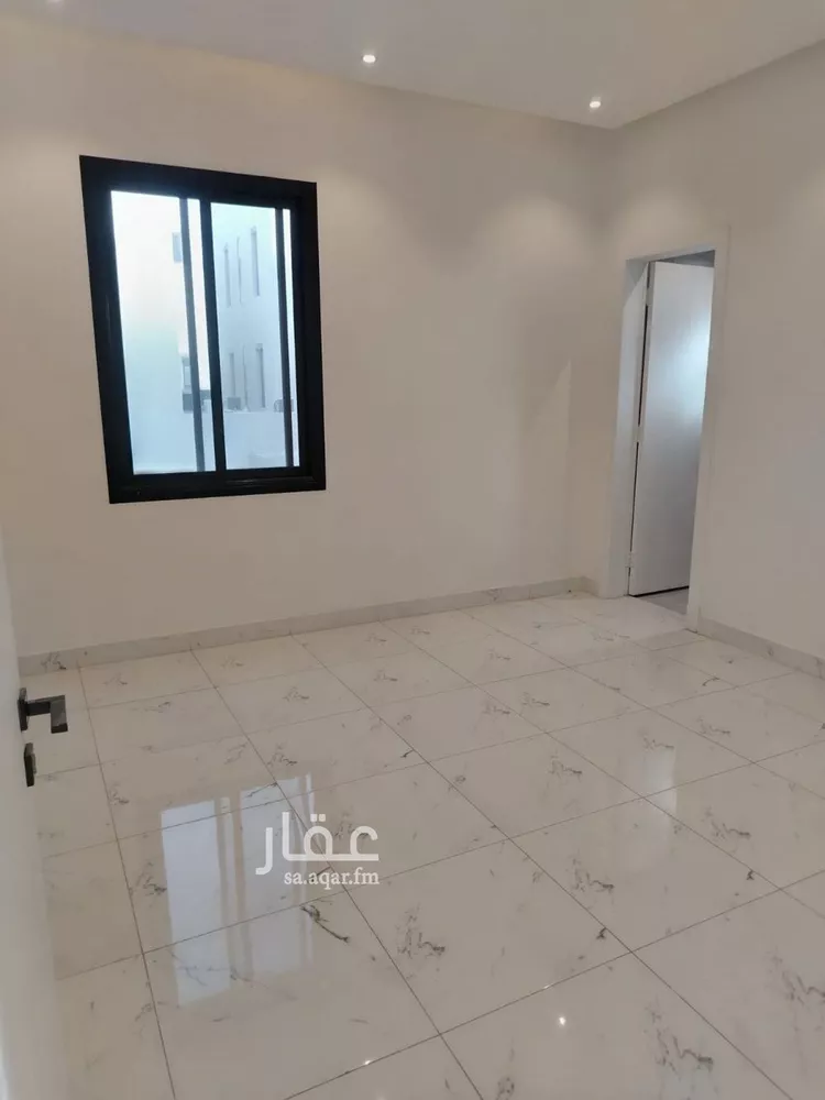 فيلا للبيع في شارع إسماعيل بن أبي اليسر, حي العارض, مدينة الرياض, منطقة الرياض صورة 2