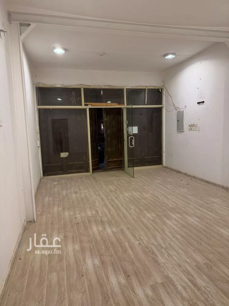 محل للإيجار في شارع ثعلبه بن سعد الخزرجي, حي العارض, مدينة الرياض, منطقة الرياض صورة 4