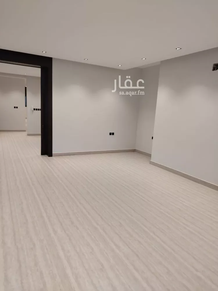 دور للبيع في شارع محمد بن بشر, حي العارض, مدينة الرياض, منطقة الرياض صورة 4