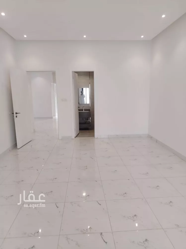 فيلا للبيع في شارع إسماعيل بن أبي اليسر, حي العارض, مدينة الرياض, منطقة الرياض صورة 5