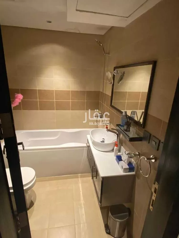 شقة للإيجار في شارع الإمام سعود بن فيصل, حي الملقا, مدينة الرياض, منطقة الرياض صورة 2