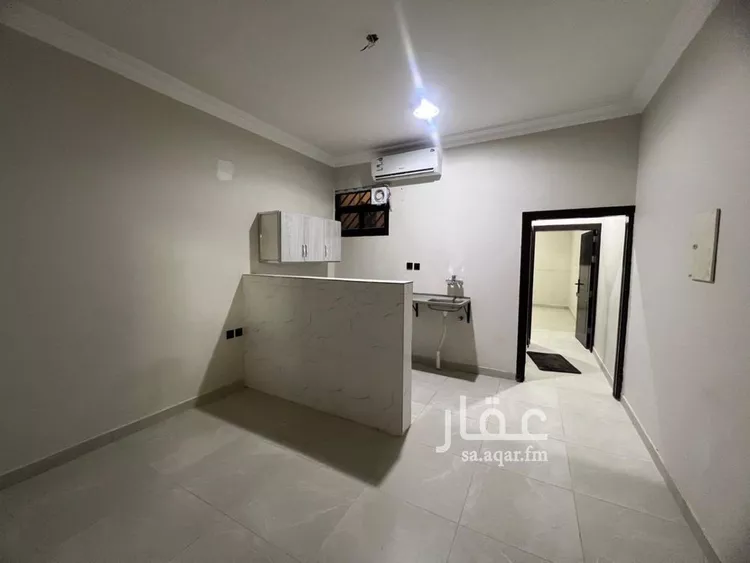 شقة للإيجار في شارع العزيزية الفرعي, حي العزيزية, مدينة الرياض, منطقة الرياض صورة 2