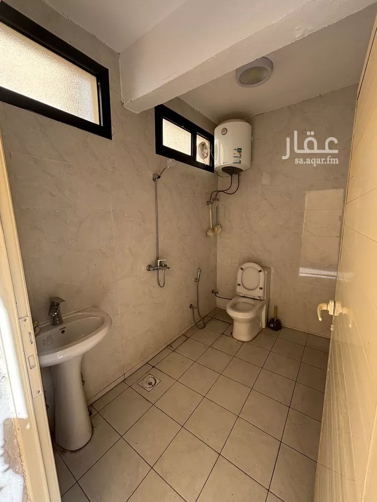 شقة للإيجار في شارع العزيزية الفرعي, حي العزيزية, مدينة الرياض, منطقة الرياض صورة 4