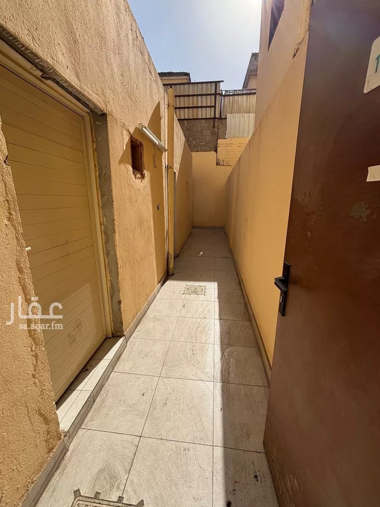 شقة للإيجار في شارع العزيزية الفرعي, حي العزيزية, مدينة الرياض, منطقة الرياض صورة 2
