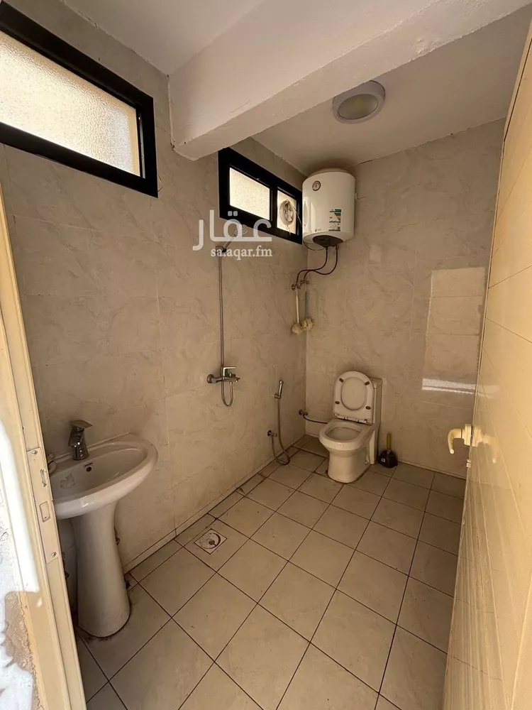 شقة للإيجار في شارع العزيزية الفرعي, حي العزيزية, مدينة الرياض, منطقة الرياض صورة 5