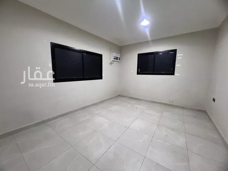شقة للإيجار في شارع العزيزية الفرعي, حي العزيزية, مدينة الرياض, منطقة الرياض صورة 2